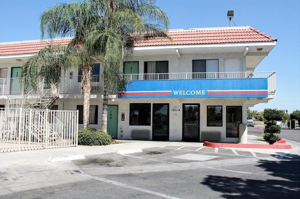 Motel 6-Bakersfield, Ca - Convention Center Exterior photo